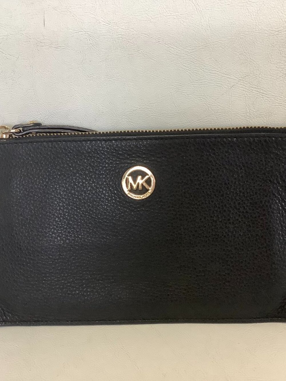 Michael Kors Fulton Wristlet Bag Black Pebbled Leather 10" x 6"